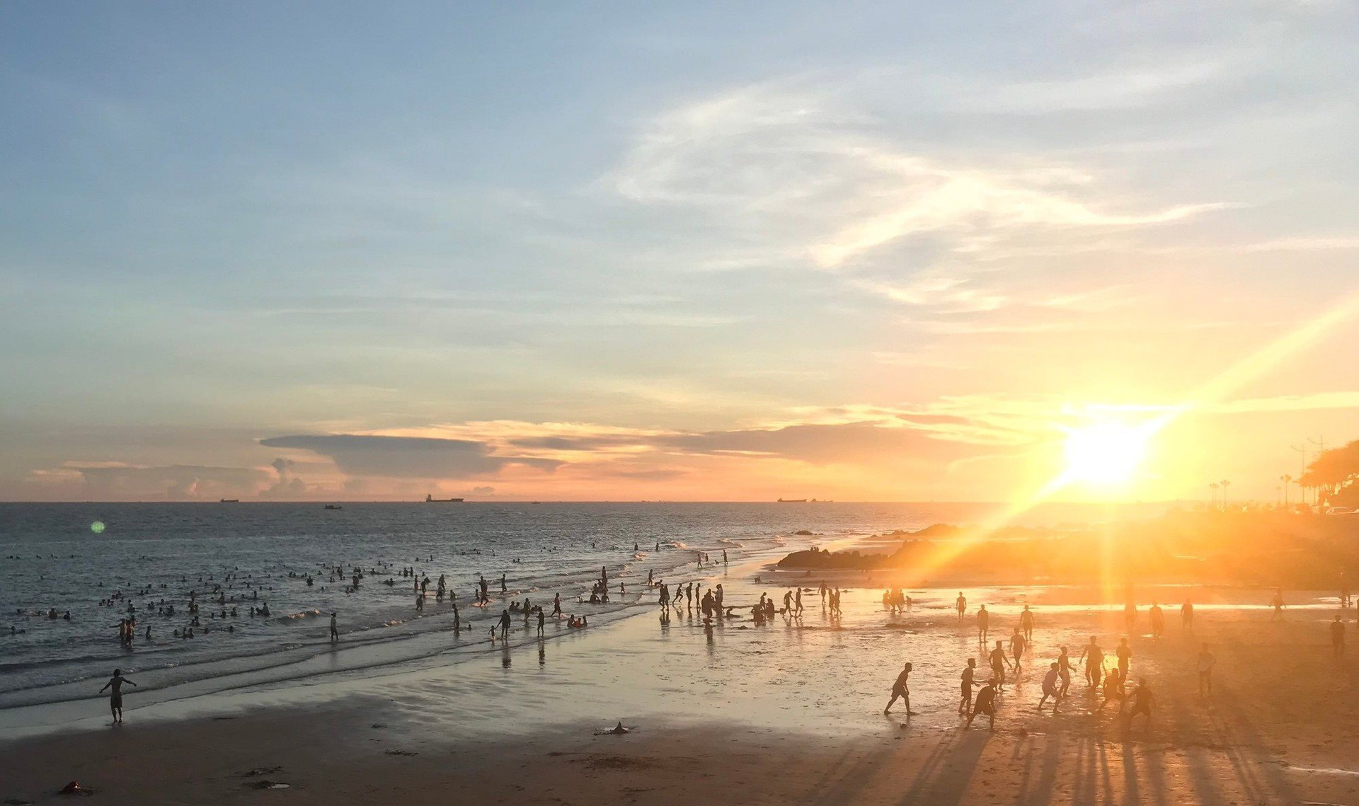 2 bãi biển Việt Nam nổi tiếng khắp mạng xã hội thế giới